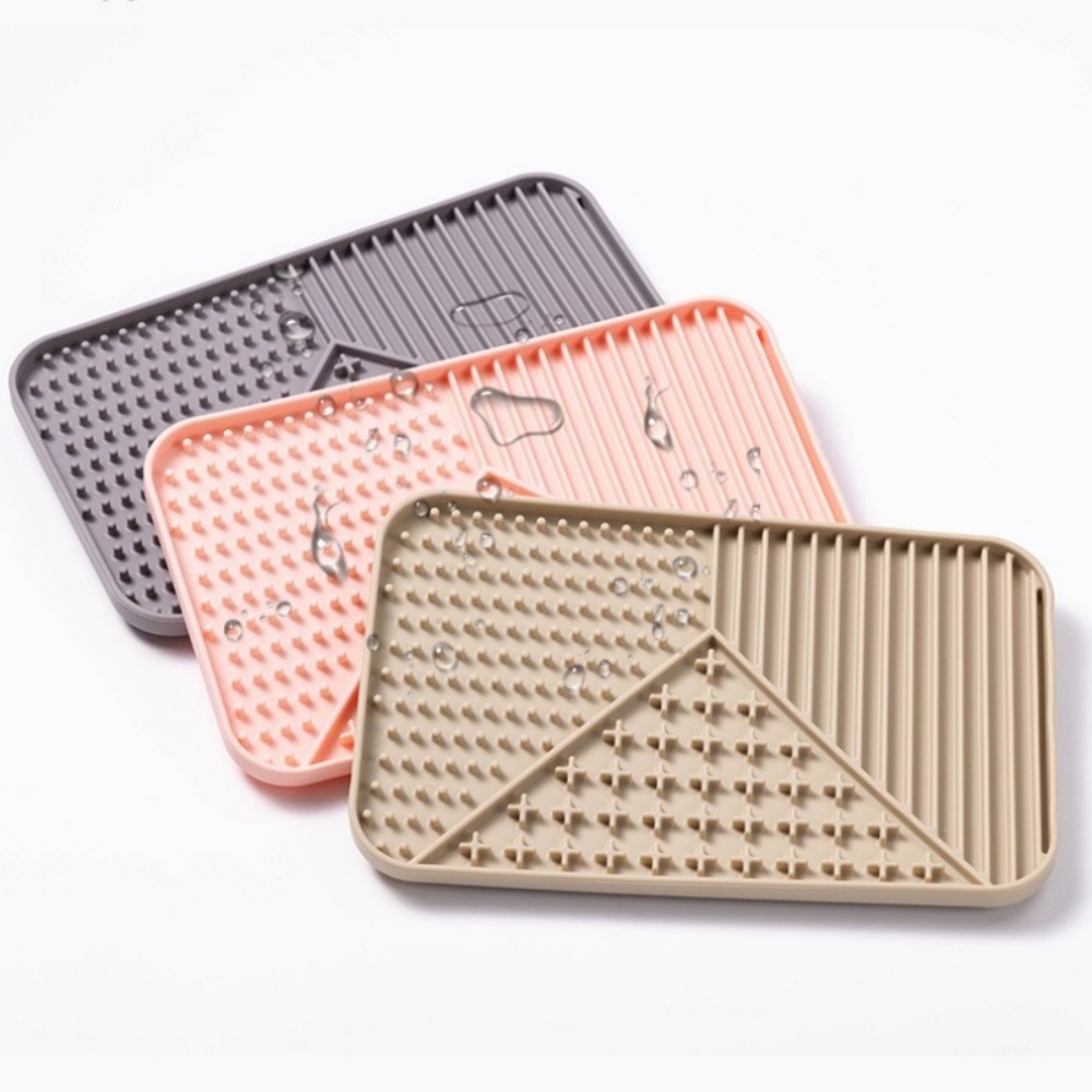 Silicone Material Pet Lick Mat - Slow Feeder Dog Bowl บทวิจารณ์และราคา